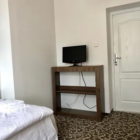 Royal Park Oda ve Kahvaltı *