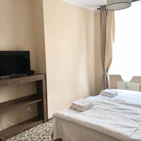 Oda ve Kahvaltı Royal Park *